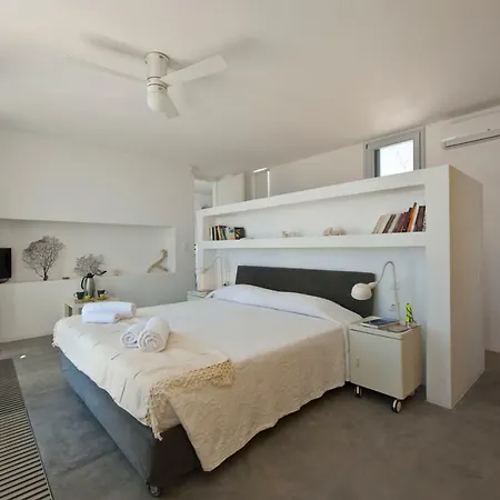 Villa The Edge 5* Seafront Villas Ag.irini Agia Irini (Paros)